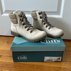 Cliffs by White Mountain Boots